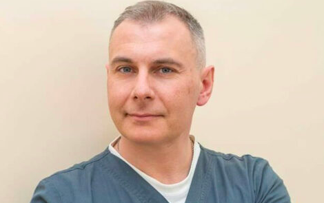 dr Rafał Dryzner